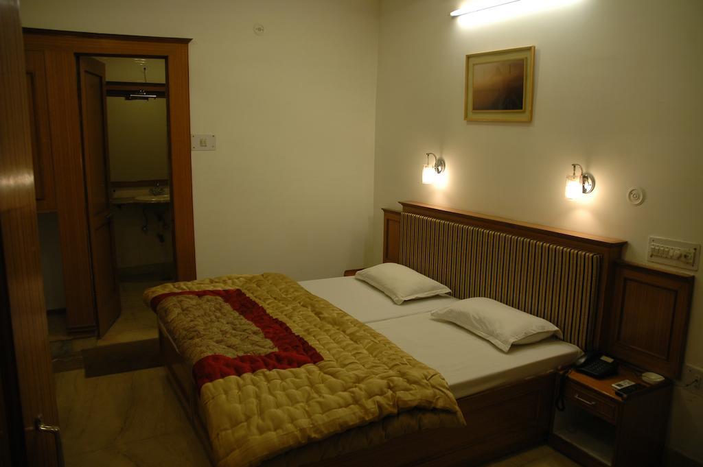 Kamal Hotel Agra  Ruang foto